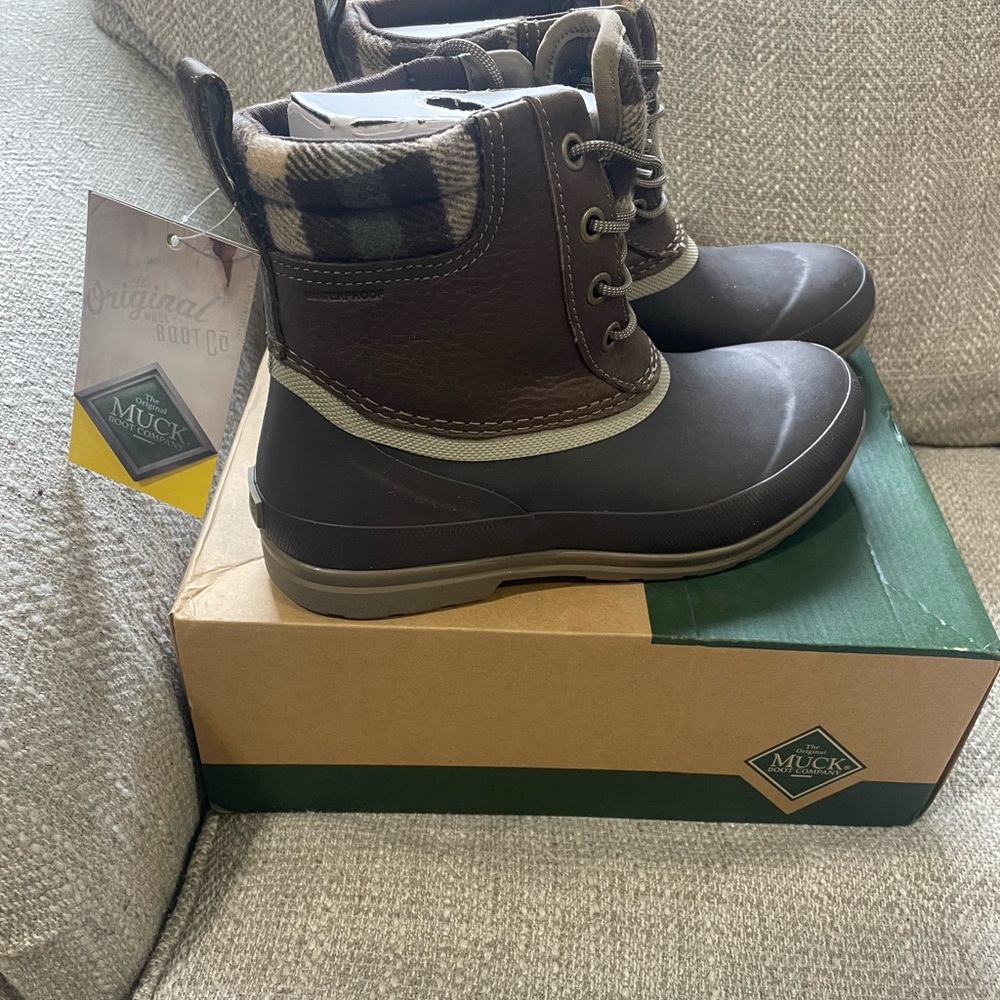 🔴Muck Boot Co. Women's Waterproof Brown Lace-Up Duck Boots